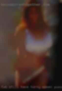 FWB, still horny women pussy show have a  friendship.